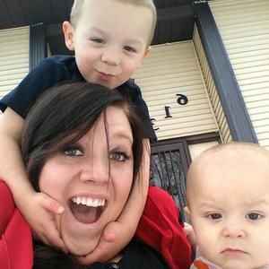 Meet your Posher, Emilie